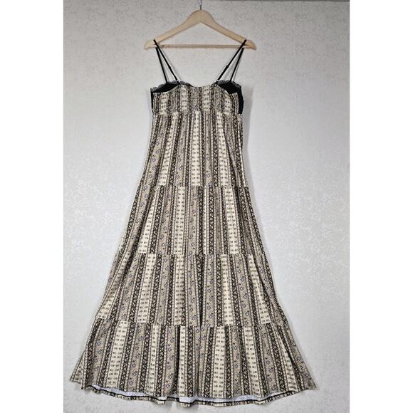 No Boundaries Maxi Dress sz M Black Tan Strappy Tiered Crochet Lace Boho - Picture 9 of 16